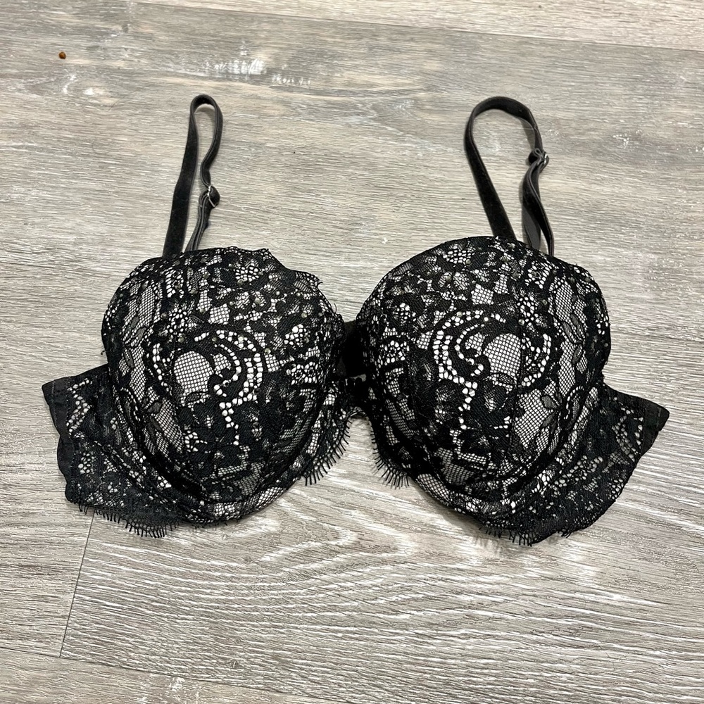Victorias Secret Dream Angels black & white lace push up bra 34B 💎💎